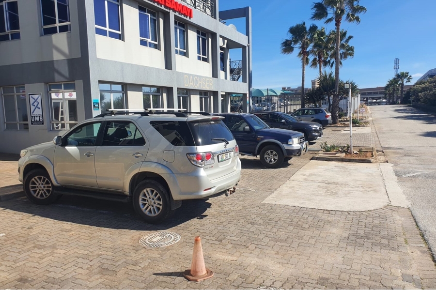 To Let commercial Property for Rent in Humerail Eastern Cape
